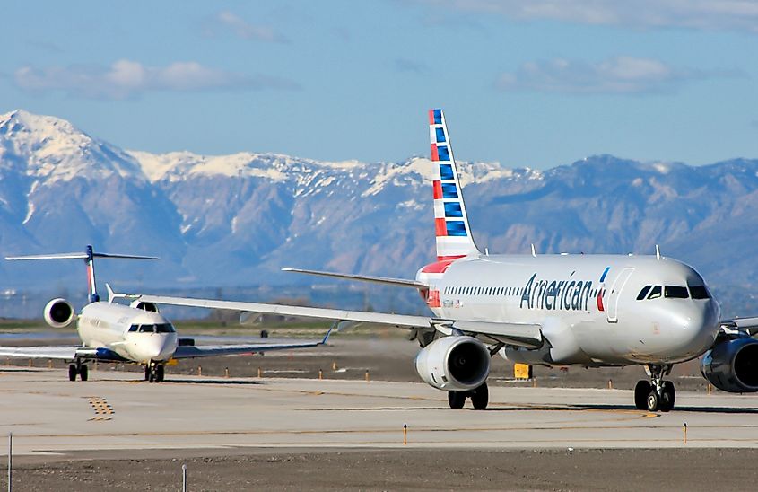 Passenger aircraft taxiing for departure at Salt Lake City International Airport. Editorial credit: Austin Deppe / Shutterstock.com