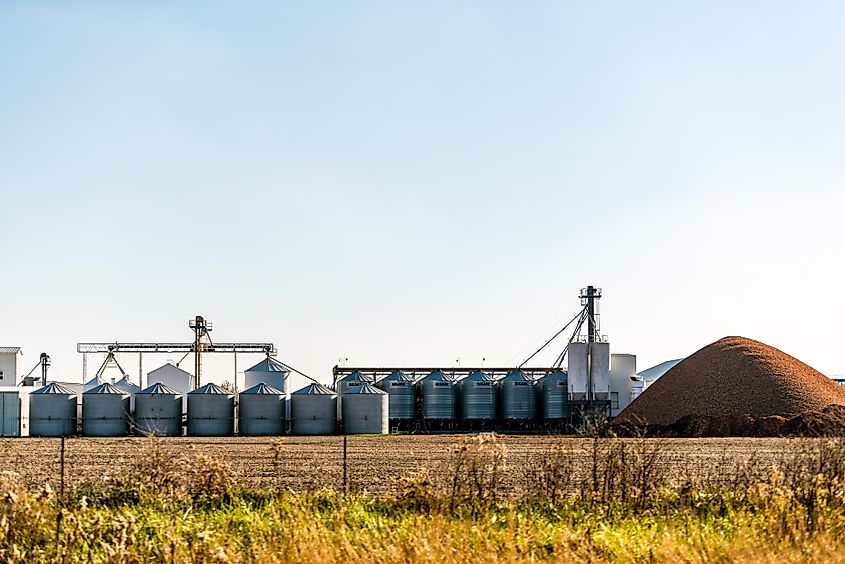Illinois countryside with silos and industrial landscape in fall autumn season on farm, Editorial credit: Kristi Blokhin / Shutterstock.com