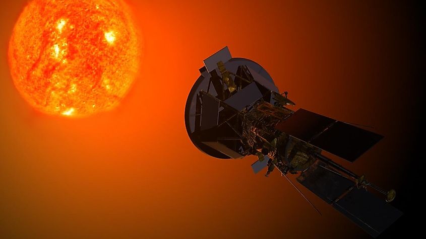 Artist impression of Solar Probe Plus observing the Sun. Credit: NASA, Public domain, via Wikimedia Commons