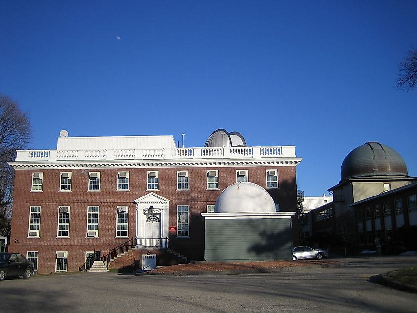 Center for Astrophysics at Harvard University on Garden Street in Cambridge, Massachusetts. Via Wikimedia Commons / Pingswept, Own Work, C.C. By S.A. 2.0